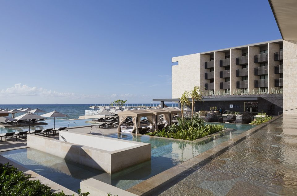 HOTEL HYATT PLAYA DEL CARMEN SMA PRINT PHOTO by Paul Rivera 02