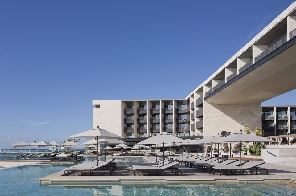 HOTEL HYATT PLAYA DEL CARMEN SMA PRINT PHOTO by Paul Rivera 03