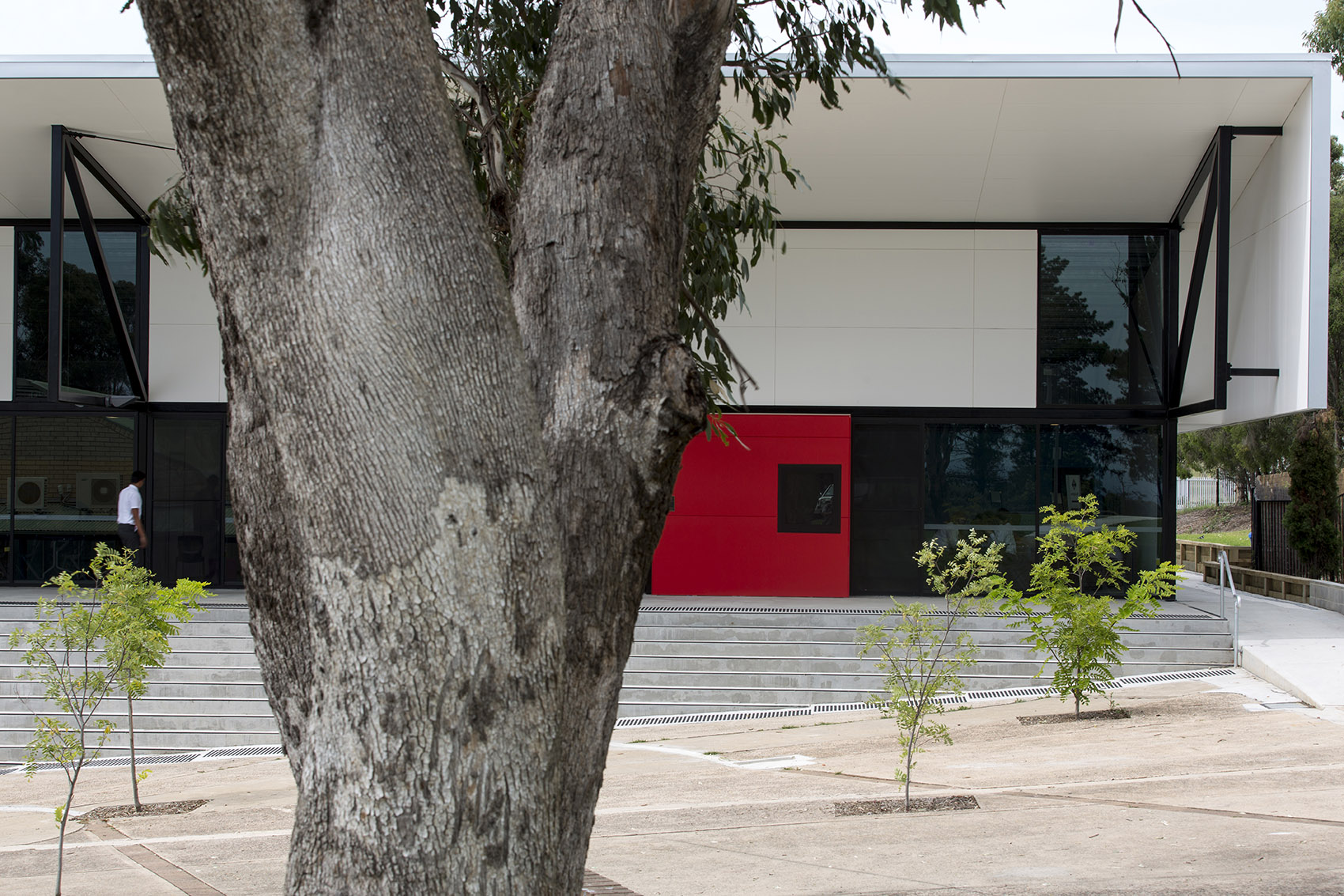 mamre-anglican-school-sydney-australia-by-day-bukh-architects