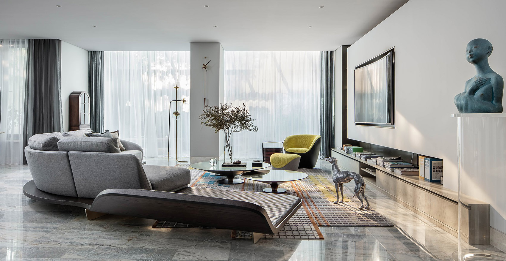 上海花园别墅 / 集艾室内设计