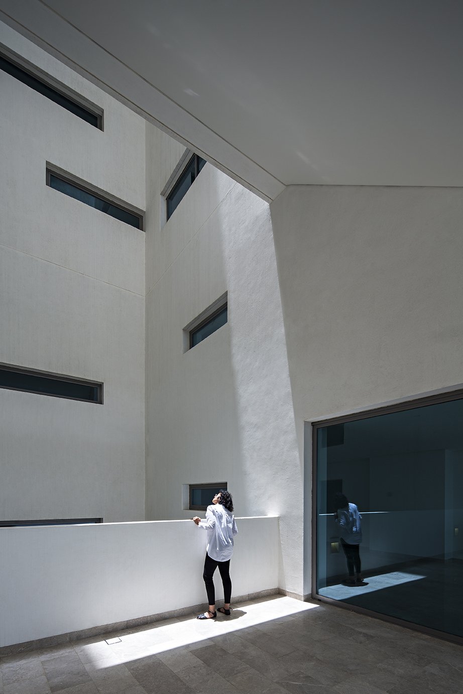 AGI WAFRA TOWER KUWAIT courtyards 3