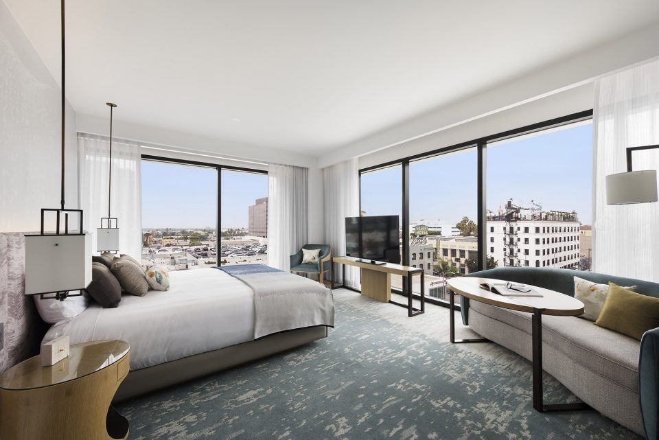 Dream Hotel 504 Platinum King 0039