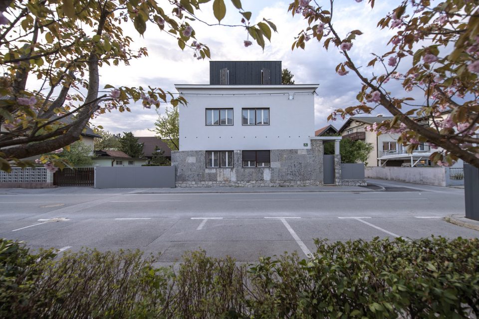 OFIS 3SHOEBOX HOUSE PHOTO TOMAZ GREGORIC 1