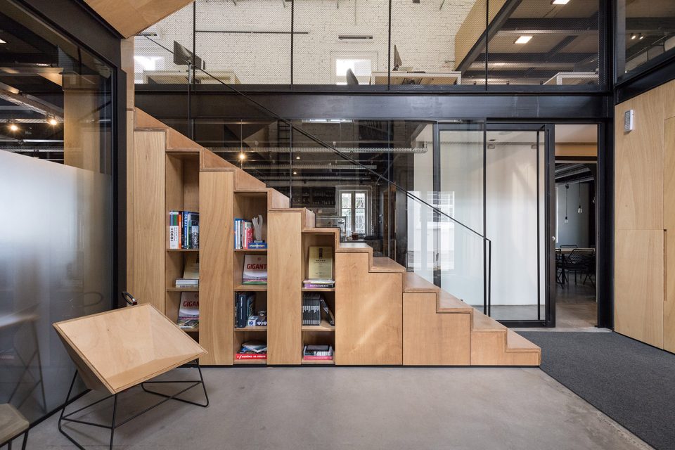Republica 358 by Hype Studio 14