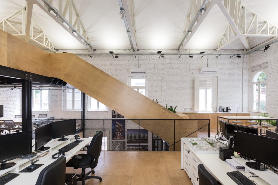 Republica 358 by Hype Studio 27