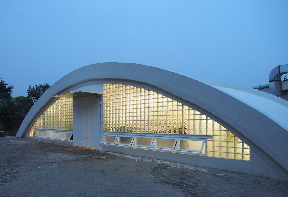 Shanghai Hongqiao hangar renovation by Naza Studio 1