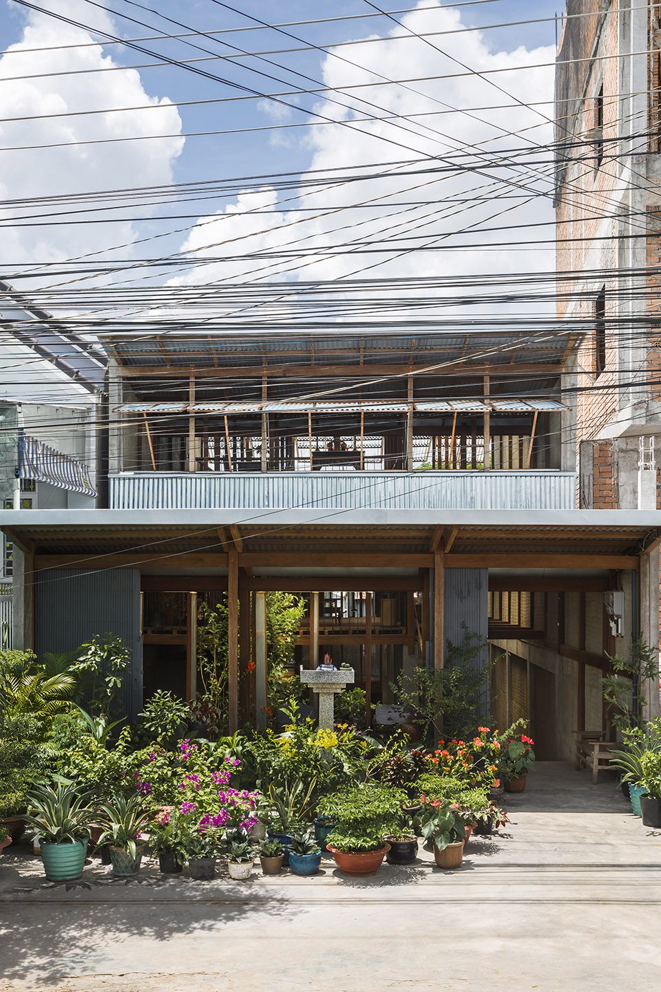 House in Chau Doc By NISHIZAWA ARCHITECTS