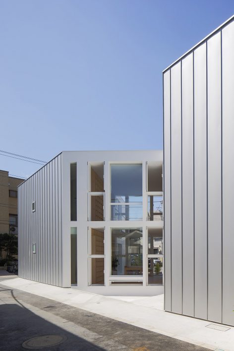 House with 30,000 Books By Takuro Yamamoto Architects - 谷德设计网