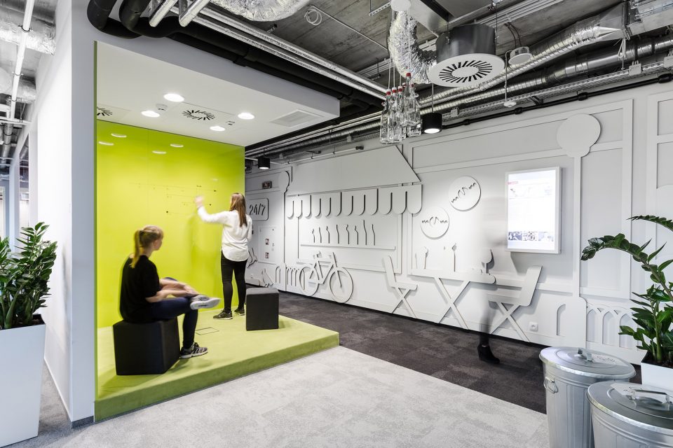 MediaCom Warsaw by Workplace