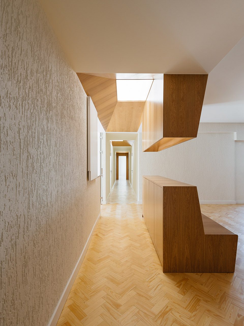 Luciano Cordeiro Apartment By Aurora Arquitectos studio