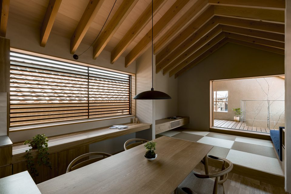 Shoei House by HEARTH ARCHITECTS
