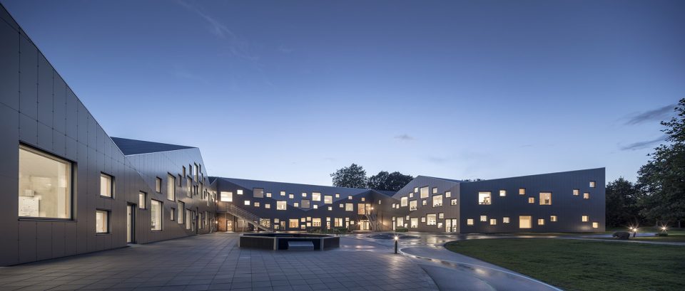 Skovbakken School by CEBRA