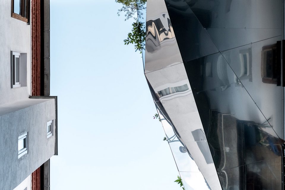 Skyscaper By X ARCHITEKTEN