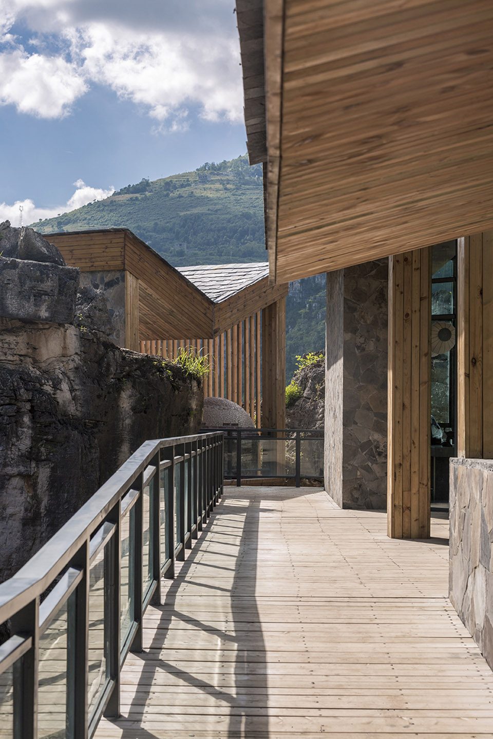 Tourist Center of Anlong Limestone Resort China by 3andwich DesignHe Wei Studio