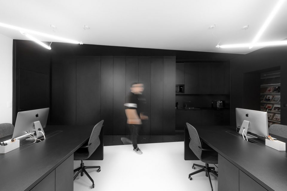 modelina New Studio by modelina