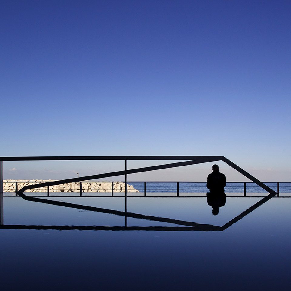 A Closer Look at the Ordinary By Serge Najjar