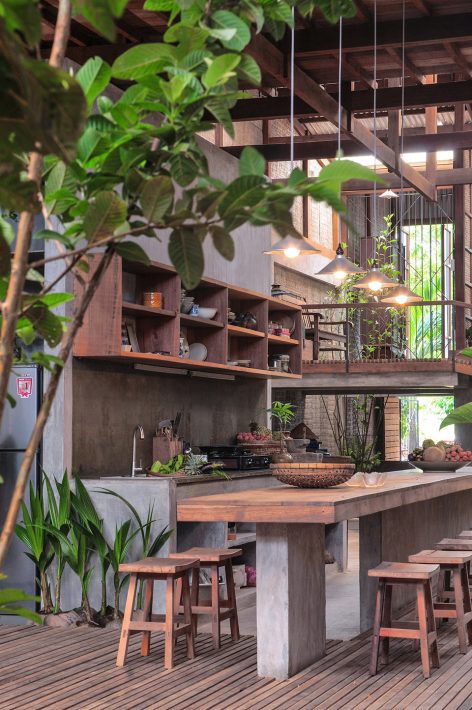 House in Chau Doc By NISHIZAWA ARCHITECTS