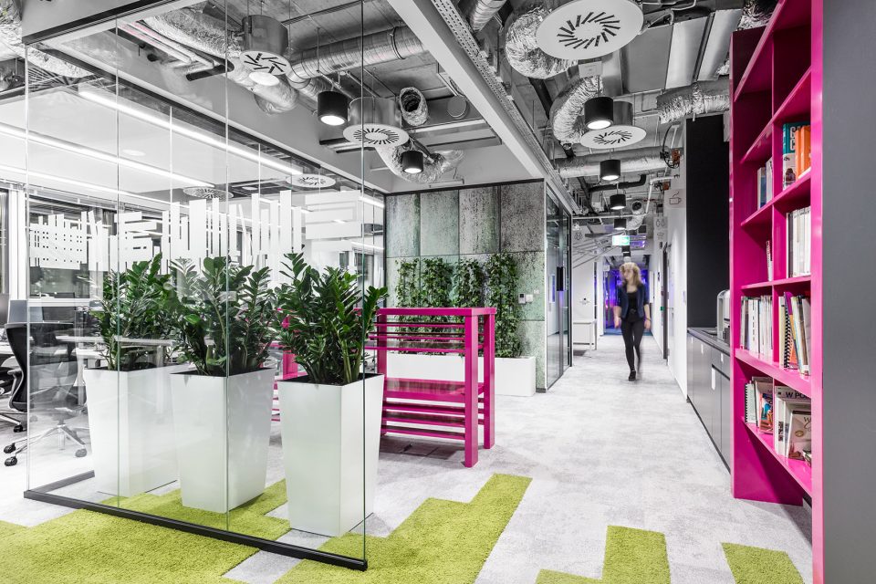 MediaCom Warsaw by Workplace
