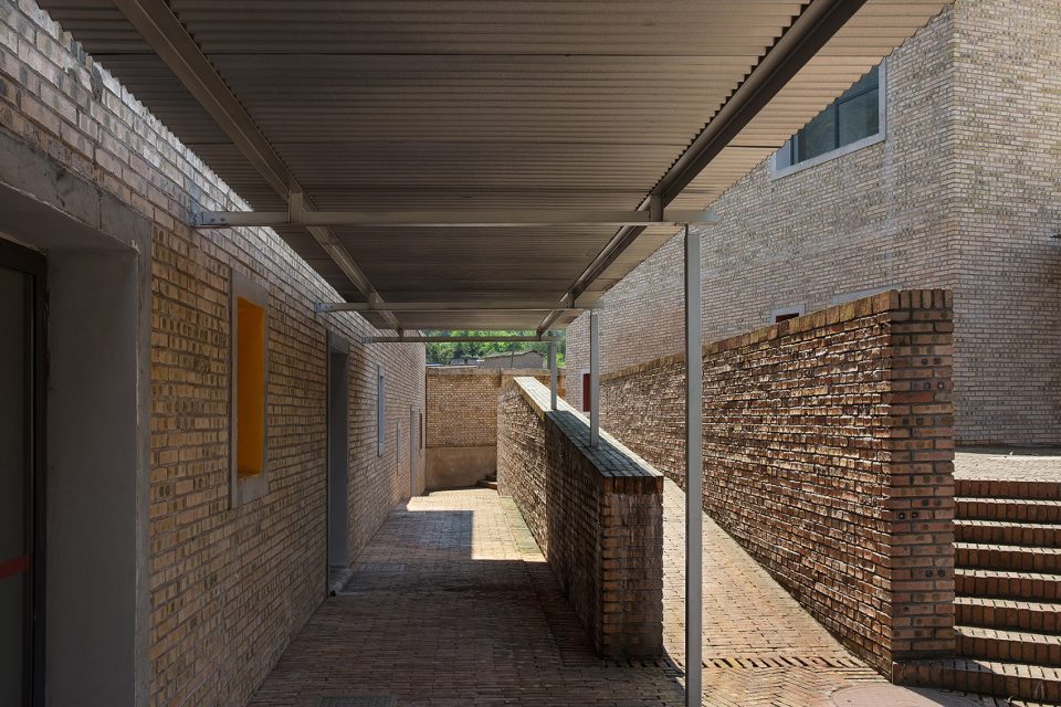 Xinchang village’s central kindergarten in Tianquan county sponsored by the One Foundation By Atelier Deshaus