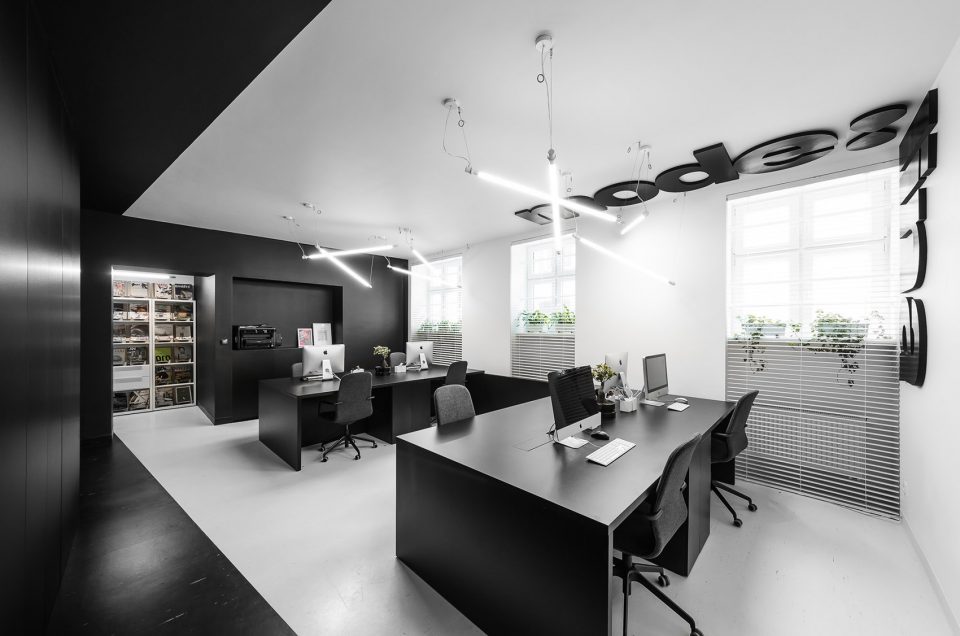 modelina New Studio by modelina