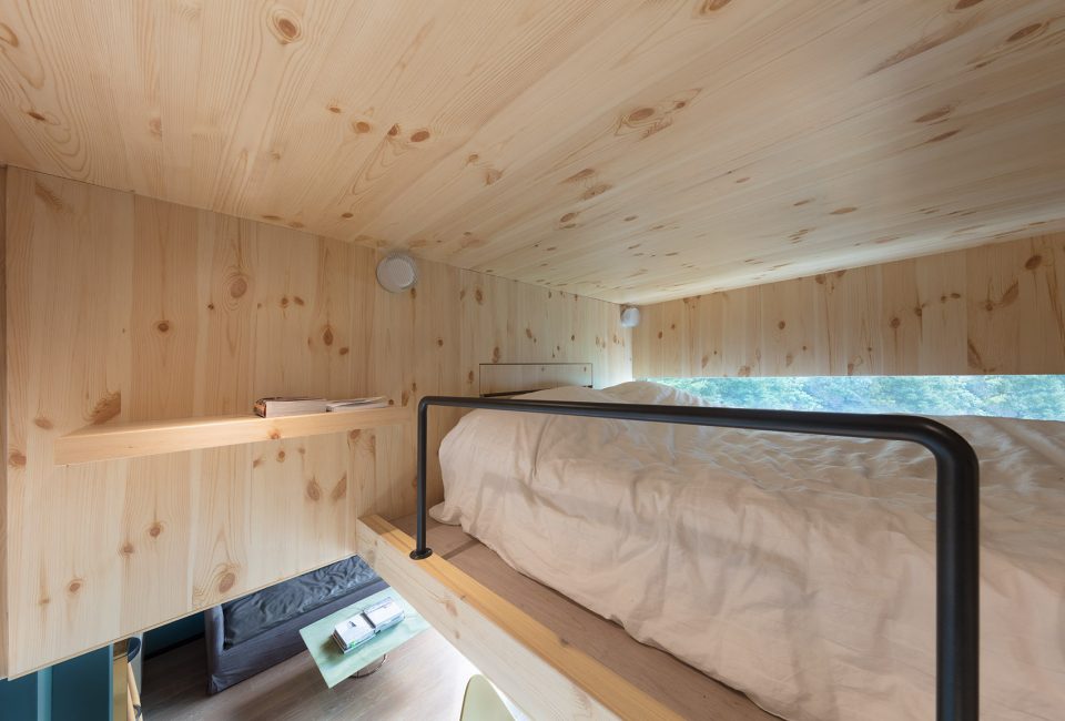 Mini Treehouse Residence by NCDA