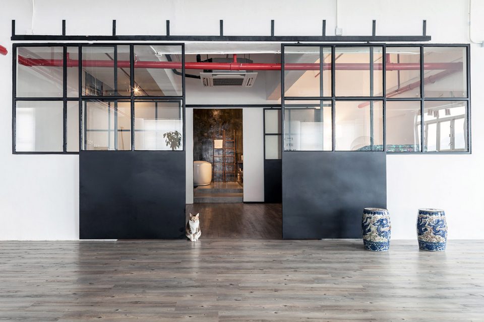 Warehouse HM By Lim Lu