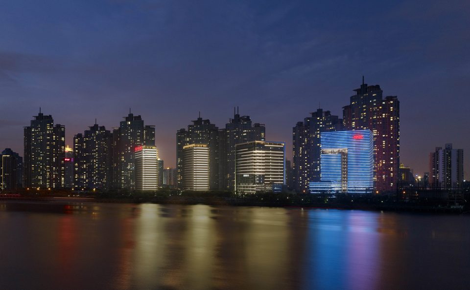 HNA Plaza the high rise office tower Shanghai By gmp