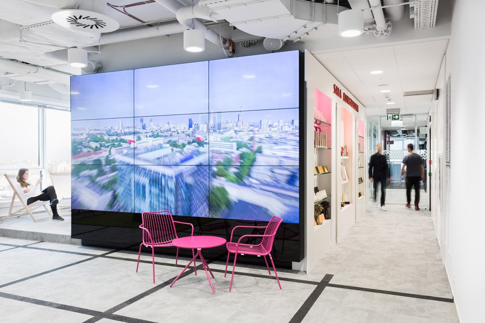 MediaCom Warsaw by Workplace