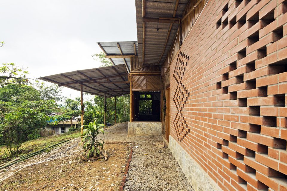 RURAL HOUSING EXERCISE I By Communal Taller de Arquitectura community of Tepetzintan