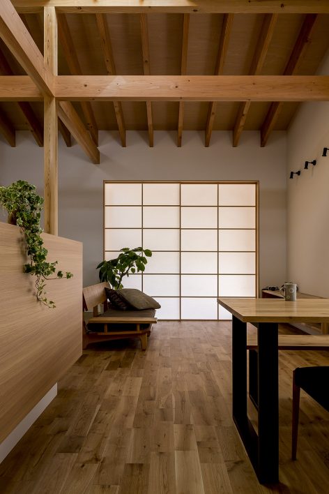 Kojyogaoka House By HEARTH ARCHITECTS