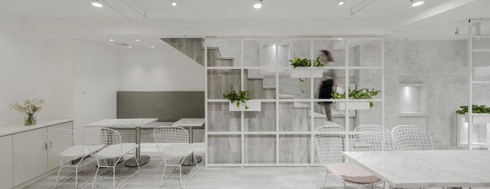 Warmer White by Dspace design