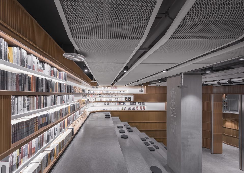 Alt Life Bookstore in Ningbo by Kokaistudios