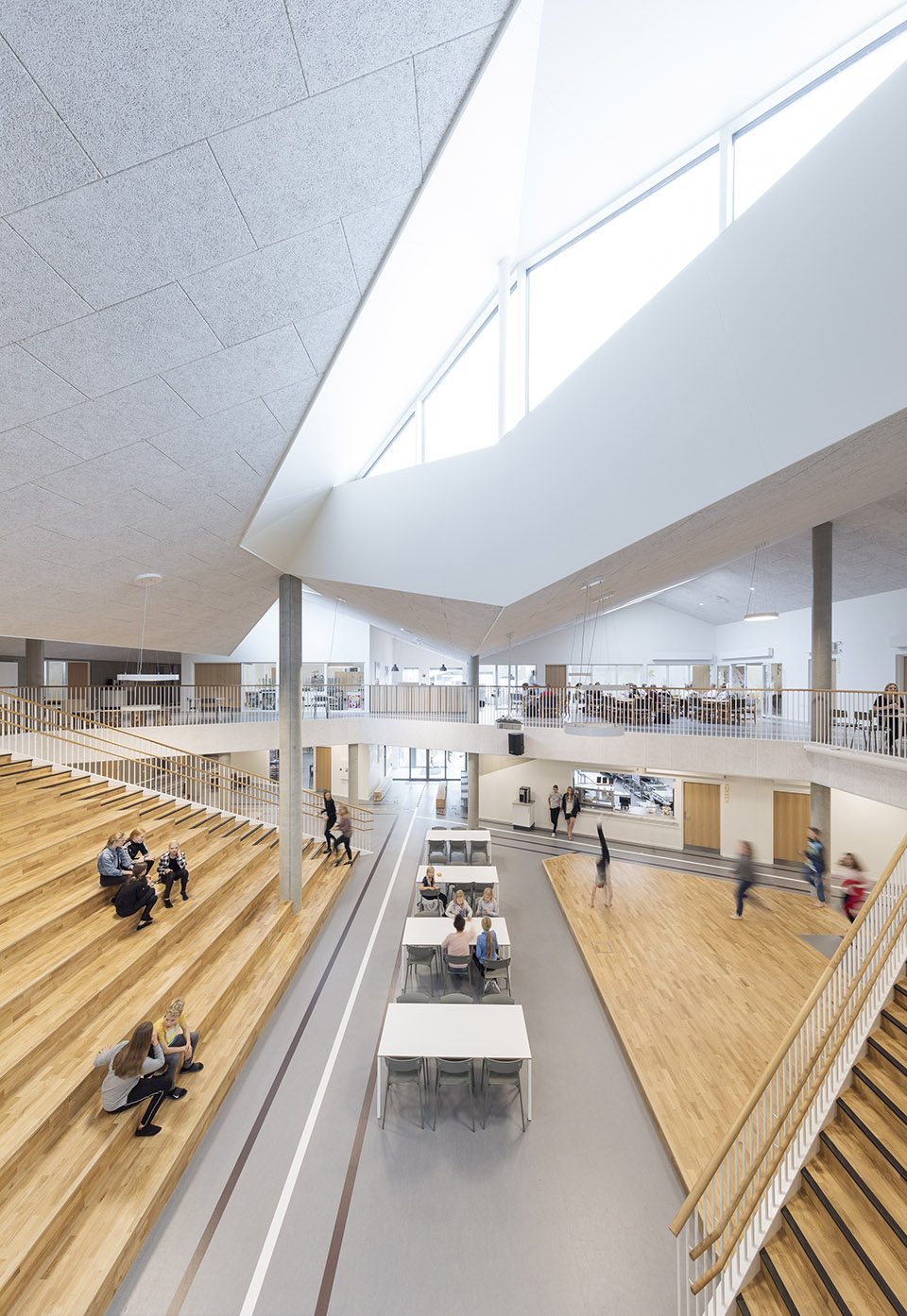 Skovbakken School by CEBRA