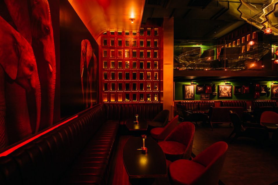 Slogan Bar China by TAO studio