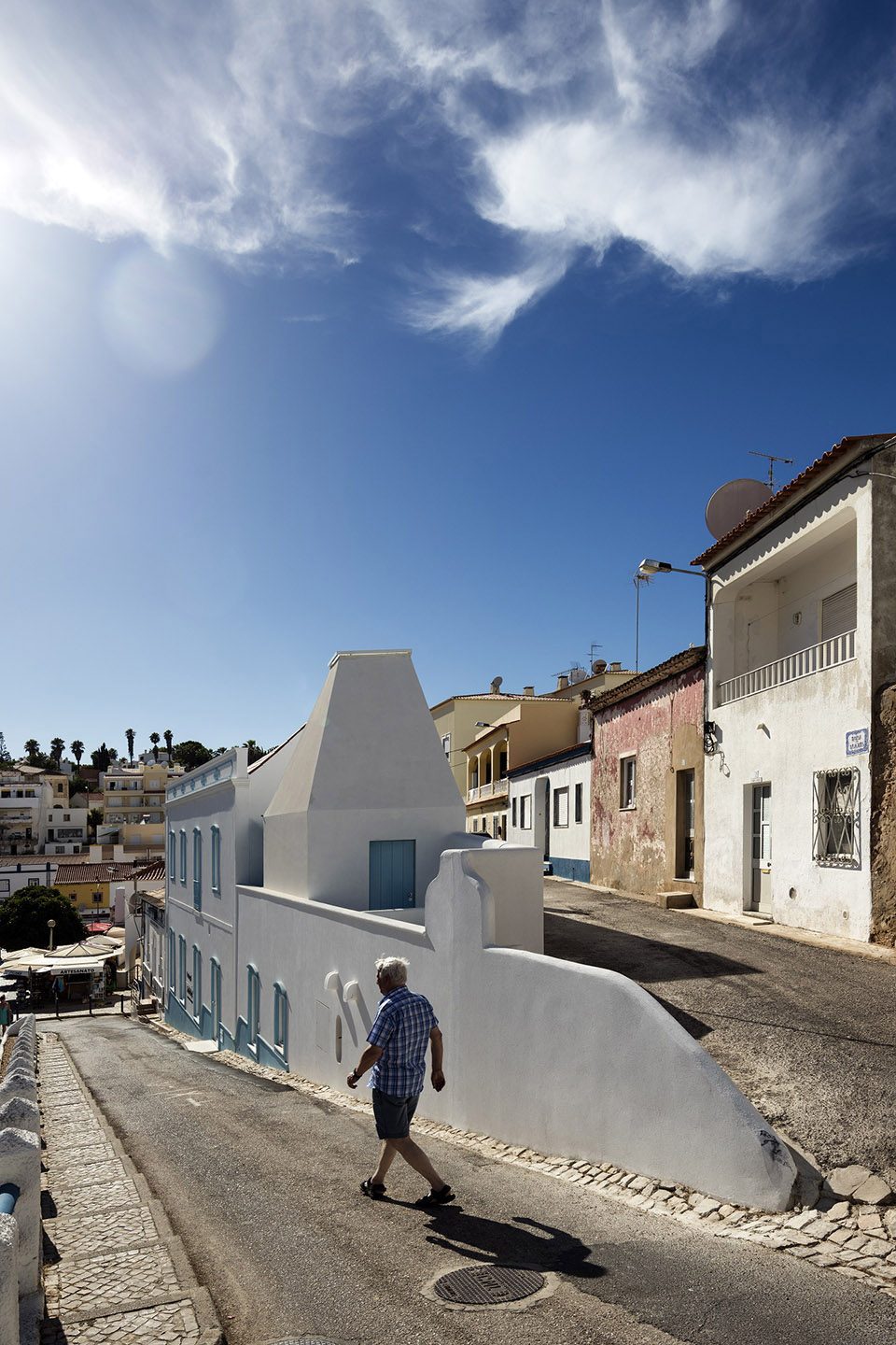 Sotheby’s by CORREIA RAGAZZI ARQUITECT 1
