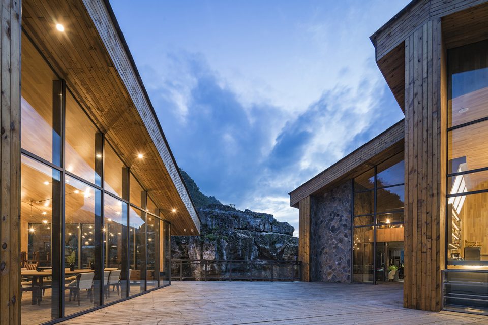 Tourist Center of Anlong Limestone Resort China by 3andwich DesignHe Wei Studio