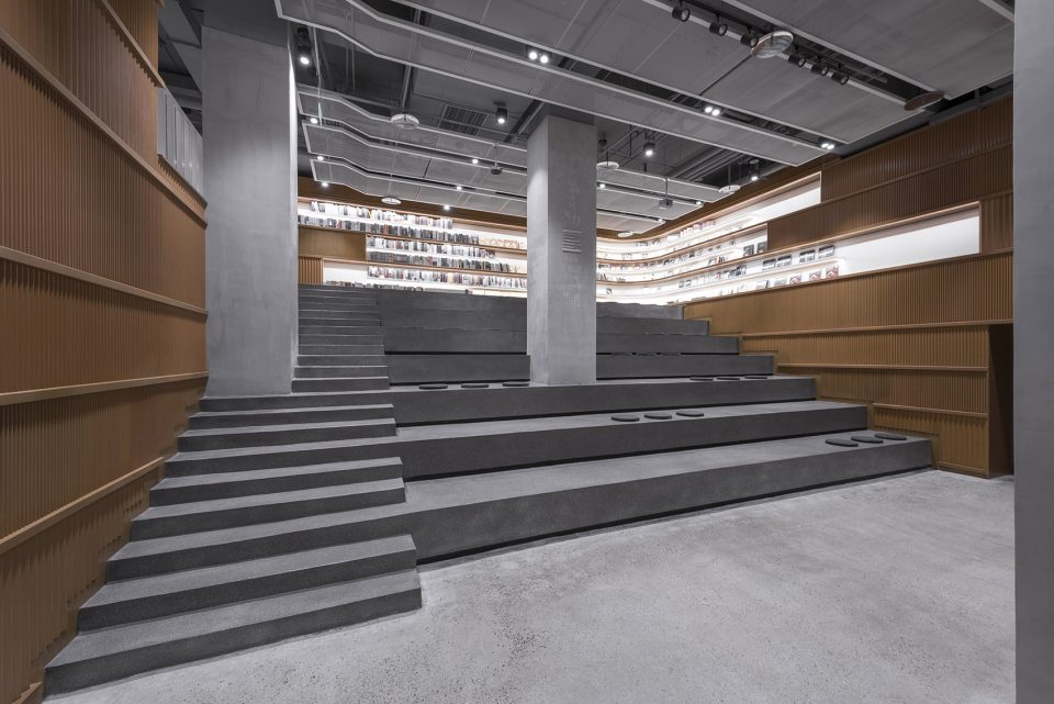 Alt Life Bookstore in Ningbo by Kokaistudios