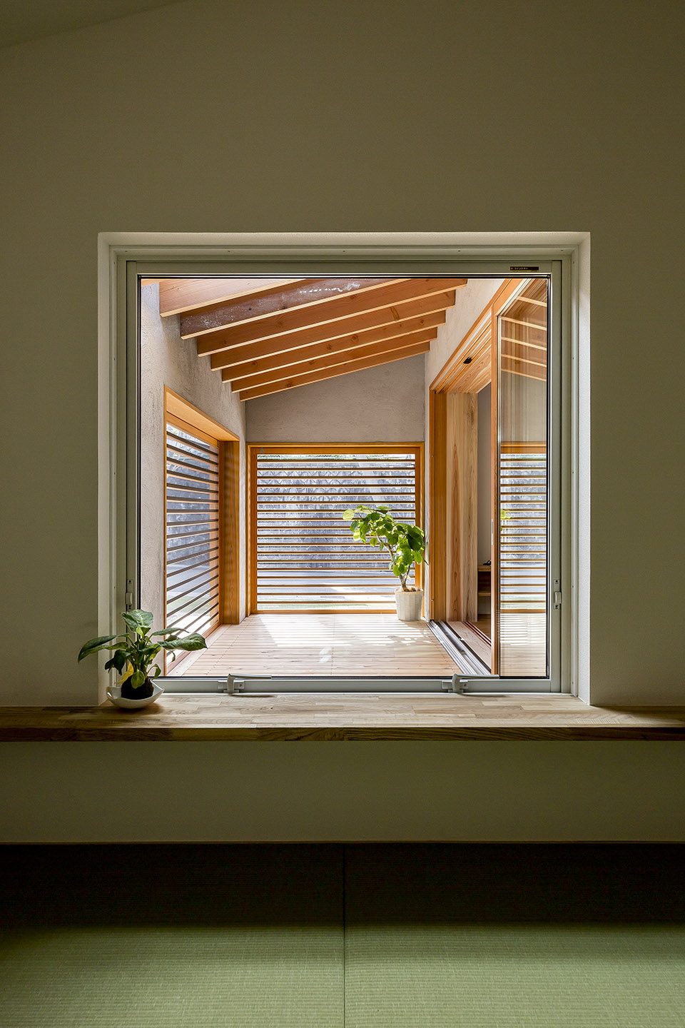 Kojyogaoka House By HEARTH ARCHITECTS