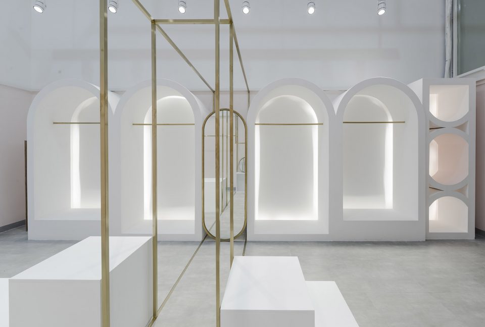 Warmer White by Dspace design