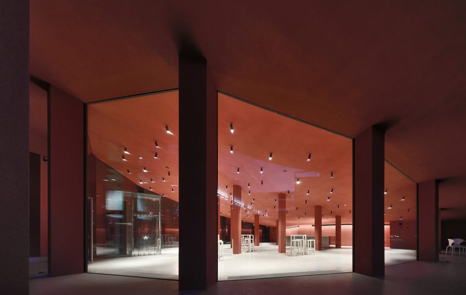 The New Lunch Room of 22Ex GIL22 by Roland Baldi architects and Elena Casati