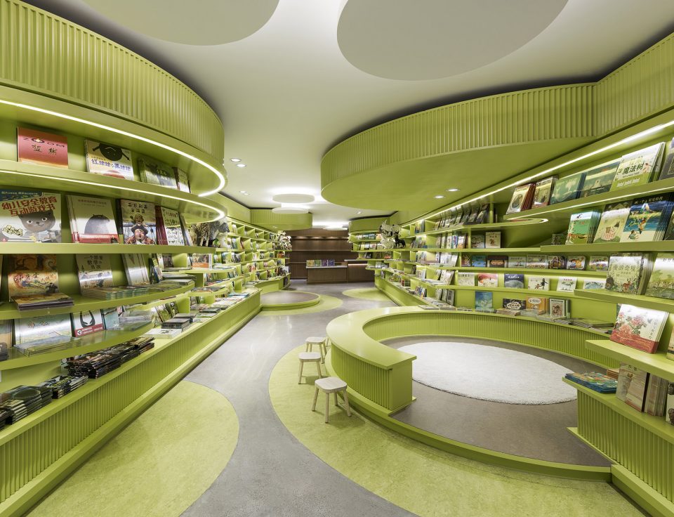 Alt Life Bookstore in Ningbo by Kokaistudios