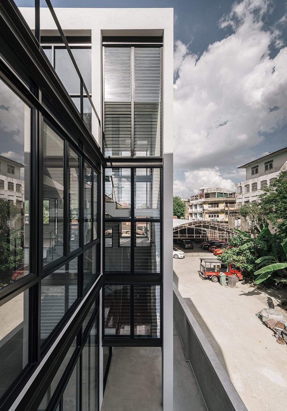 Baan Kanom Chan by Anonym Studio