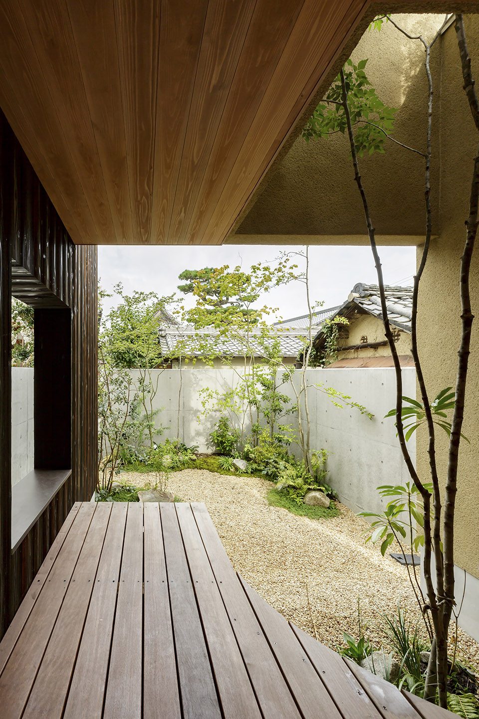 Shoei House by HEARTH ARCHITECTS