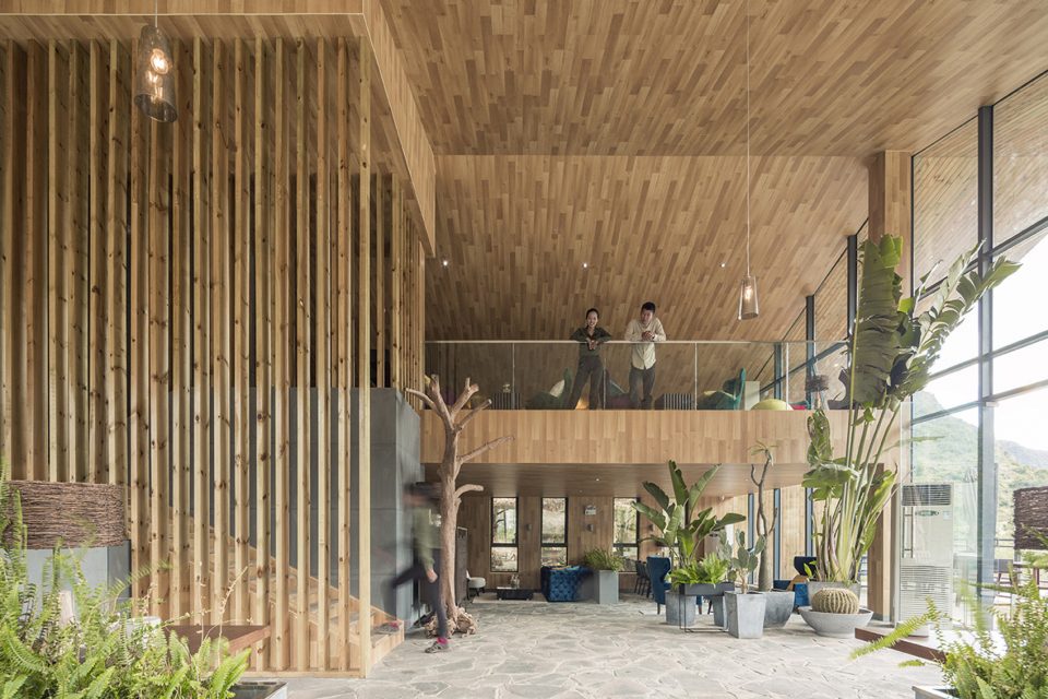Tourist Center of Anlong Limestone Resort China by 3andwich DesignHe Wei Studio