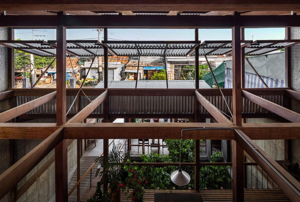 House in Chau Doc By NISHIZAWA ARCHITECTS