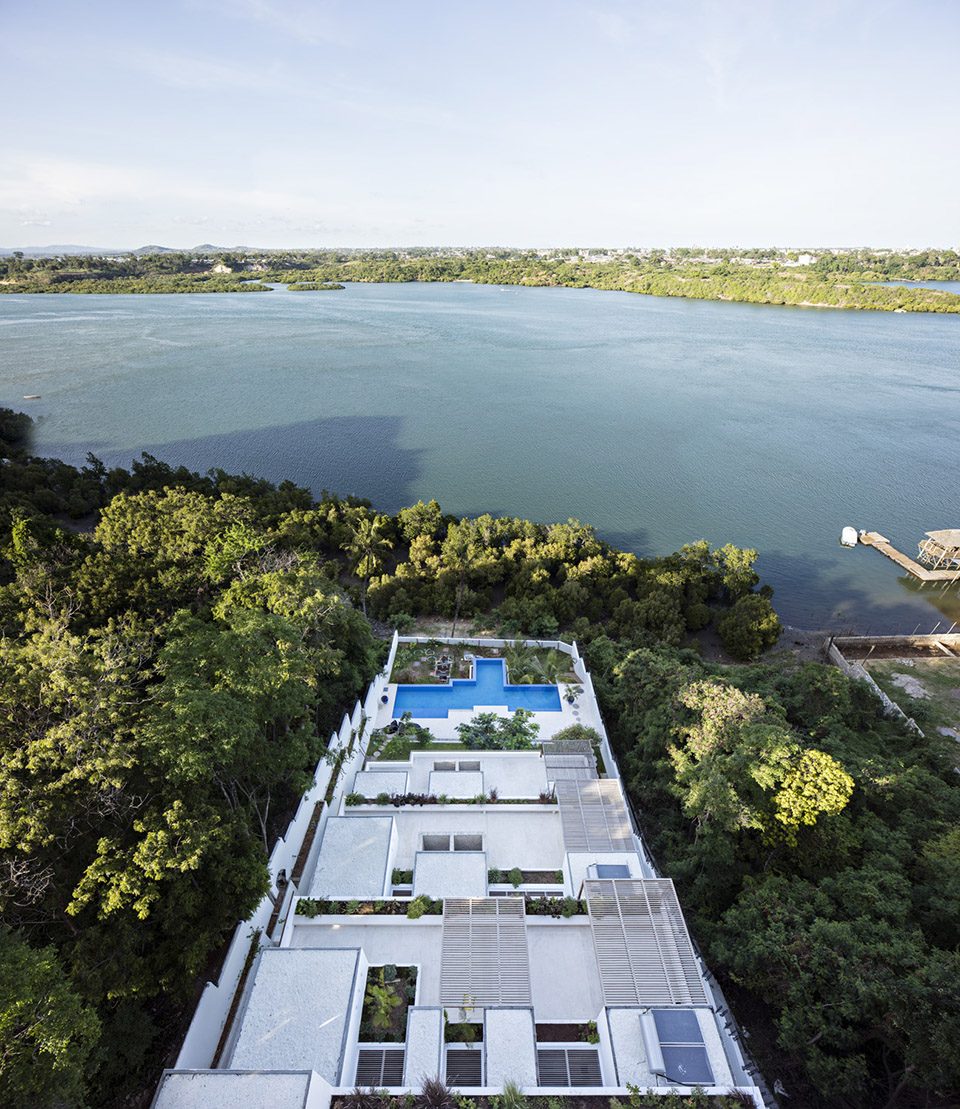 Tudor Apartments by Urko Sanchez Architects