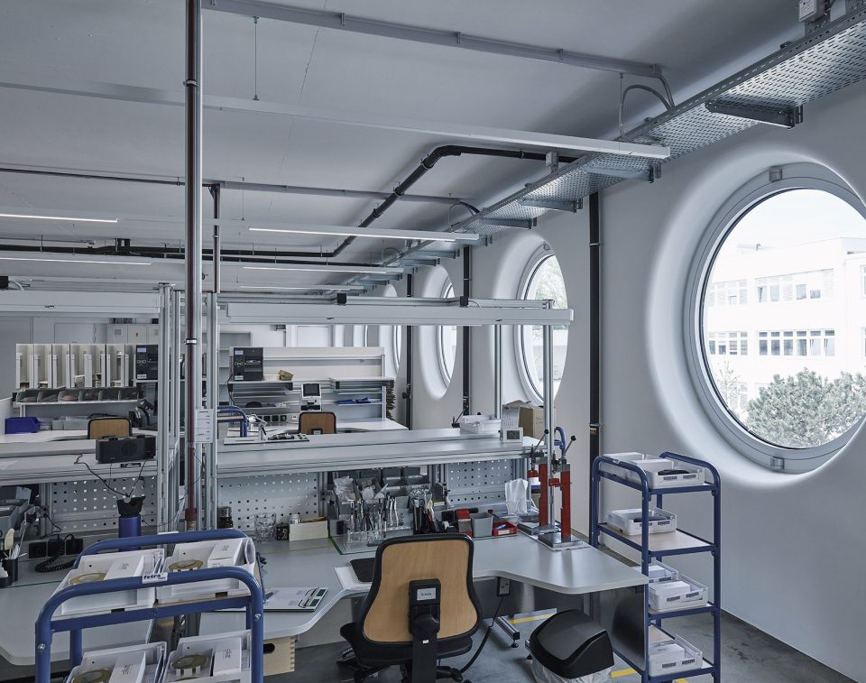 Neubau einer Fertigungs und Lagerhalle By X ARCHITEKTEN