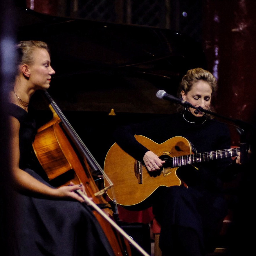gooood interview miranda performance13