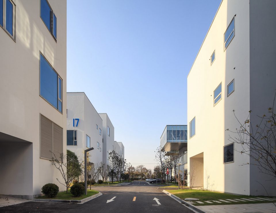 Plot C Auto Innovation Park Shanghai International Automobile City By Atelier Z