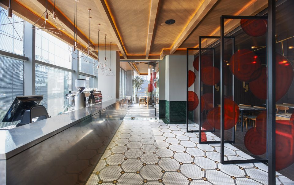 RESTAURANT y by odd